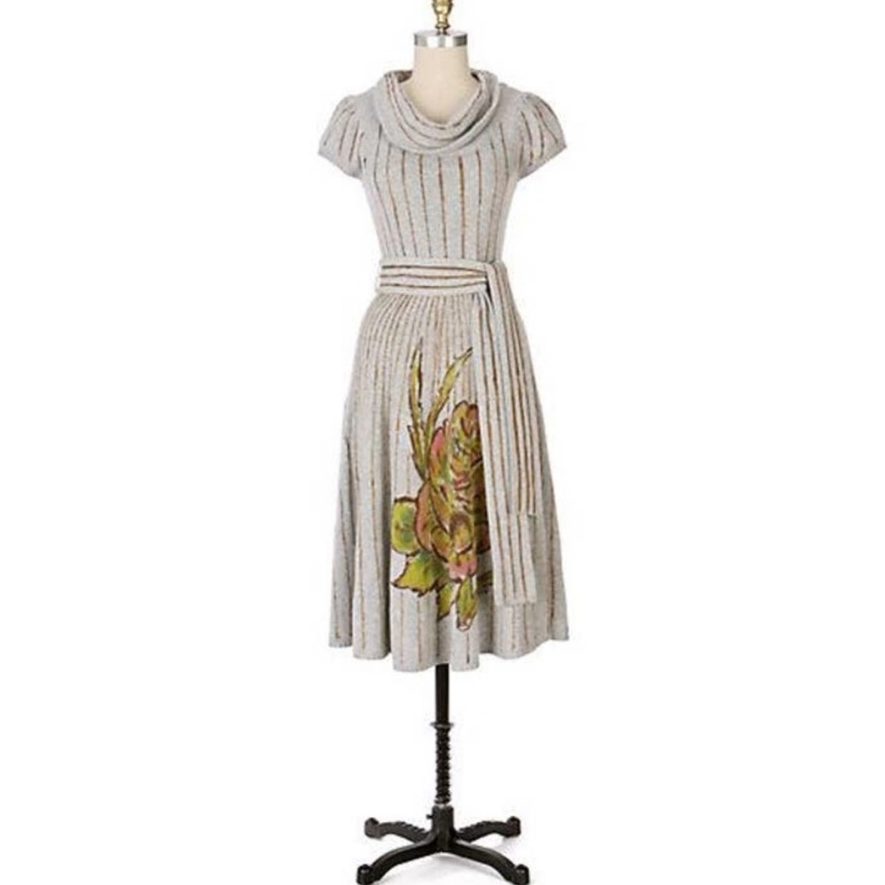 Sleeping On Snow dress size small